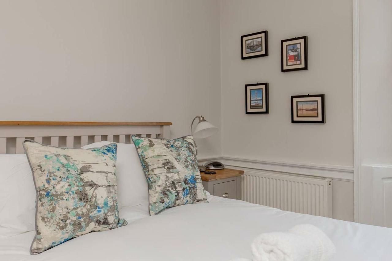 Апартаменты Altido Elegant Georgian 2-Bedrm Apt In Heart Of Old Town Эдинбург Экстерьер фото